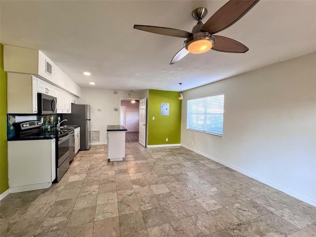 758 Ne 13th Ct #1 - Photo 7 of 29