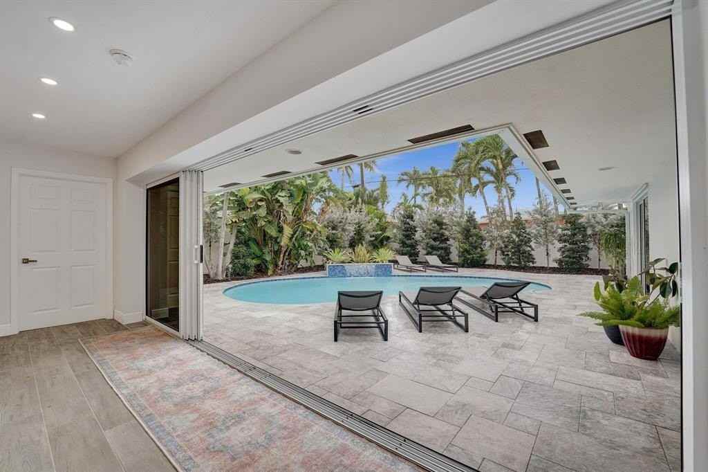 2030 Ne 62nd St - Photo 2 of 50