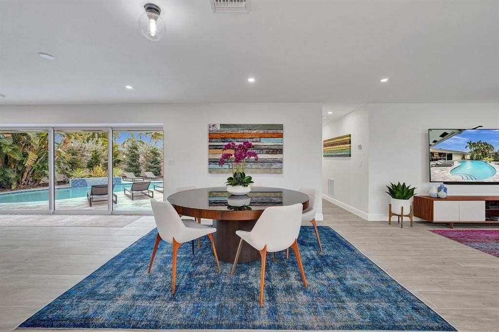 2030 Ne 62nd St - Photo 5 of 50