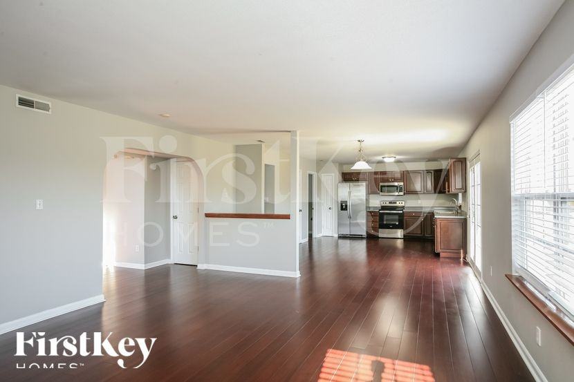 8085 Lawrence Woods Blvd - Photo 3 of 15