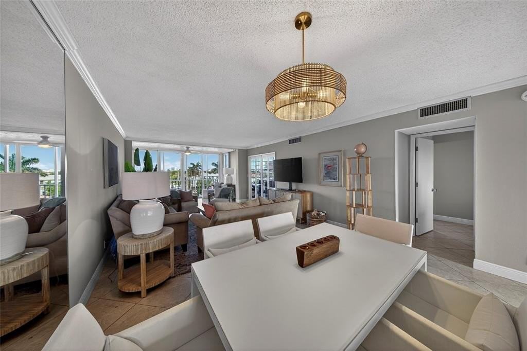 3180 Ne 48th Ct #412 - Photo 4 of 41