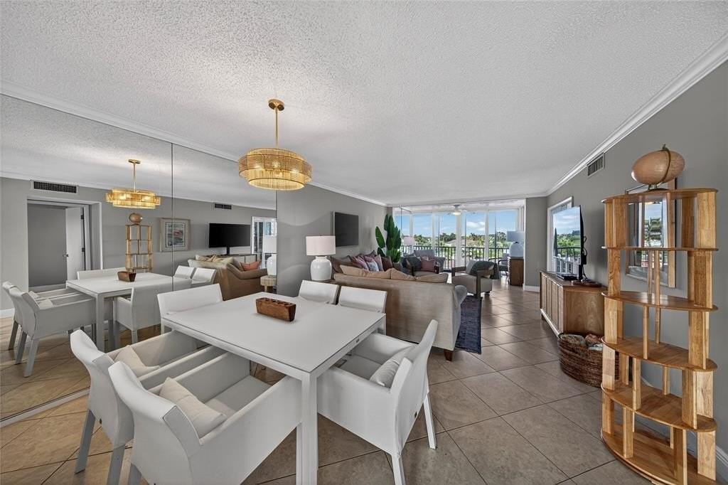 3180 Ne 48th Ct #412 - Photo 5 of 41