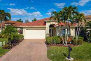 844 Sw Pebble Ln - Photo 1 of 1