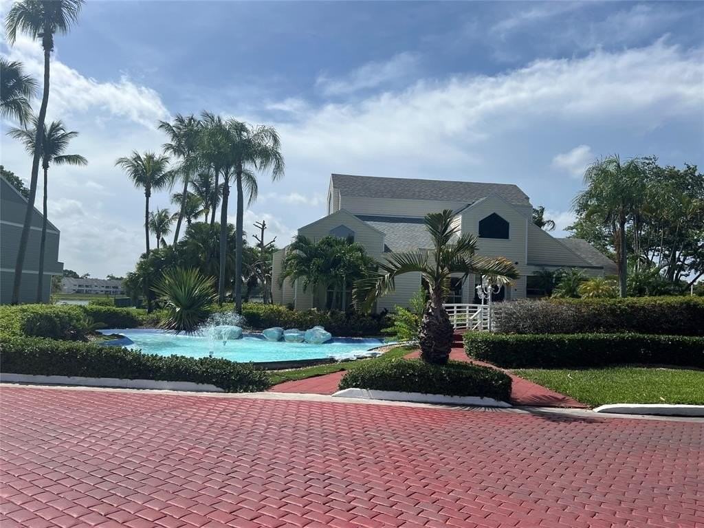 3405 Nw 44th St #105 - Photo 2 of 37