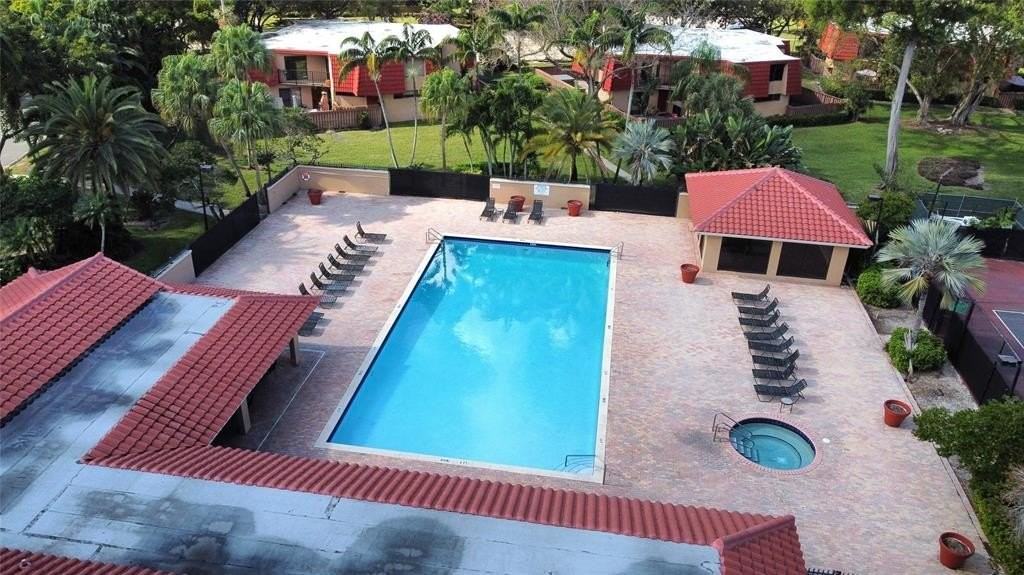 8189 Severn Dr #C - Photo 3 of 17