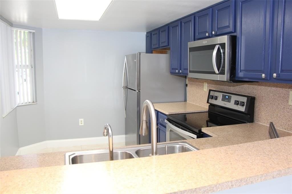 231 Sw 113th Way #231 - Photo 7 of 39