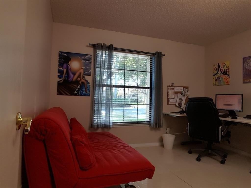 1818 Park Ave - Photo 7 of 15