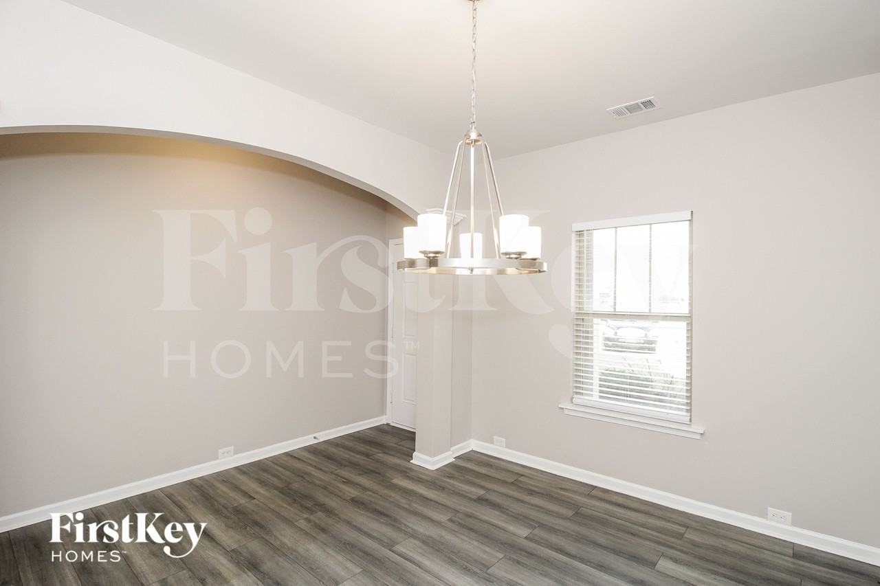 3 Miles Dr Se - Photo 5 of 15