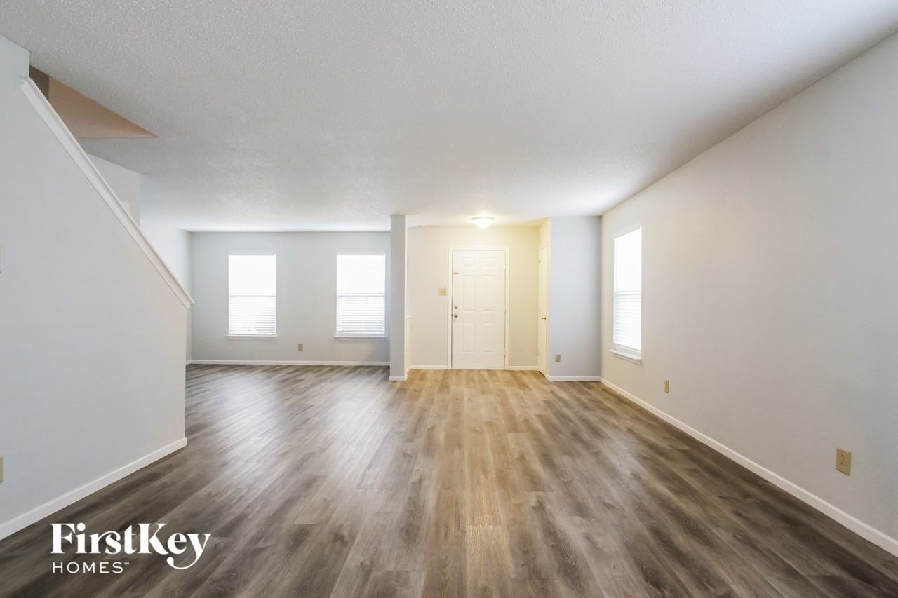 12662 Courage Xing - Photo 3 of 15