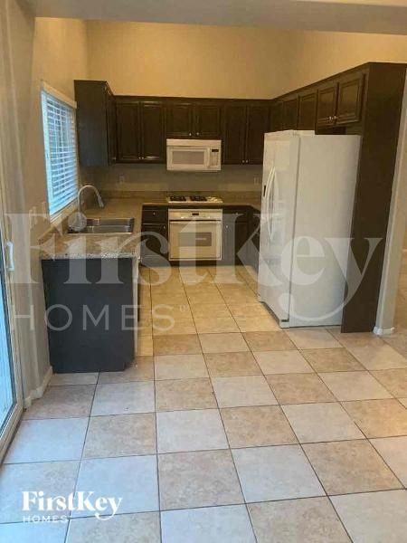 3185 Strawberry Park Dr - Photo 4 of 12