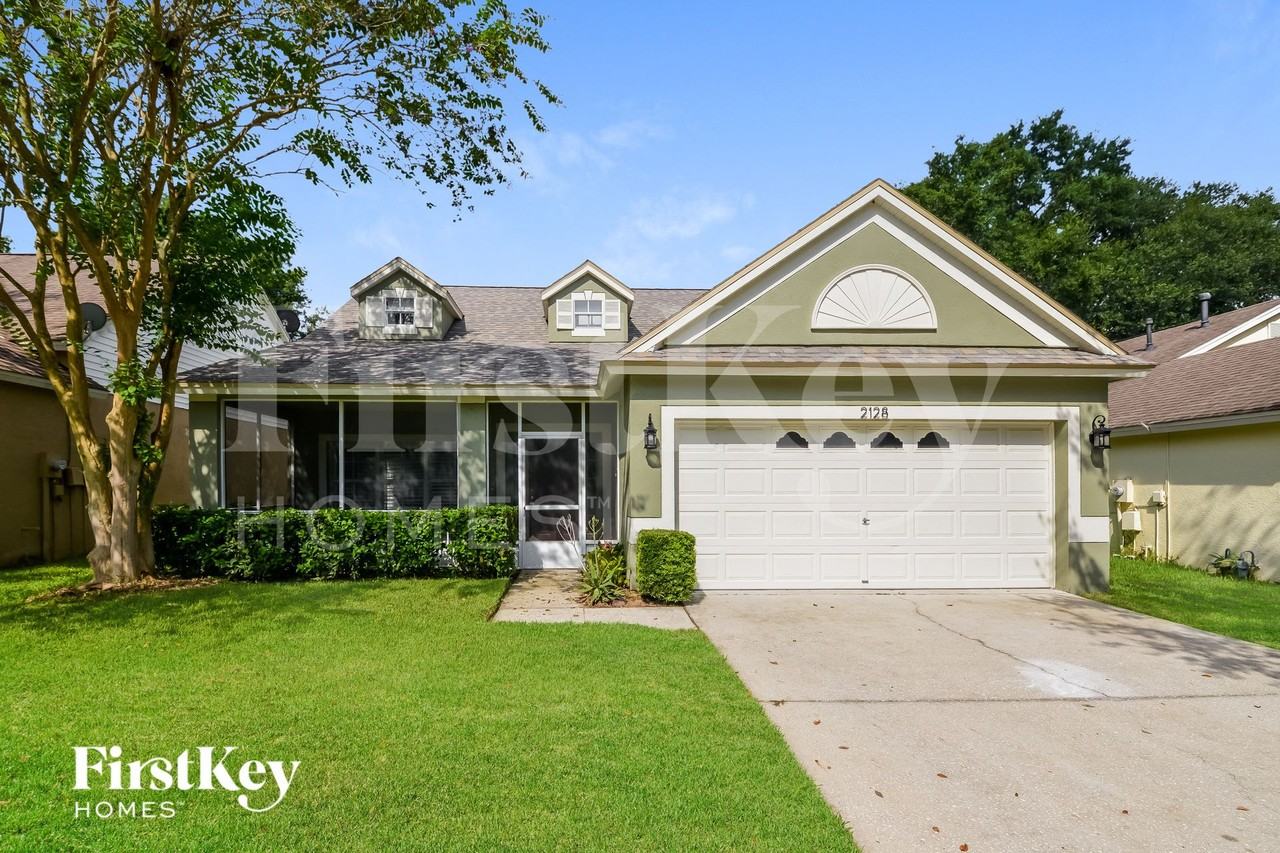2128 Brandon Park Cir