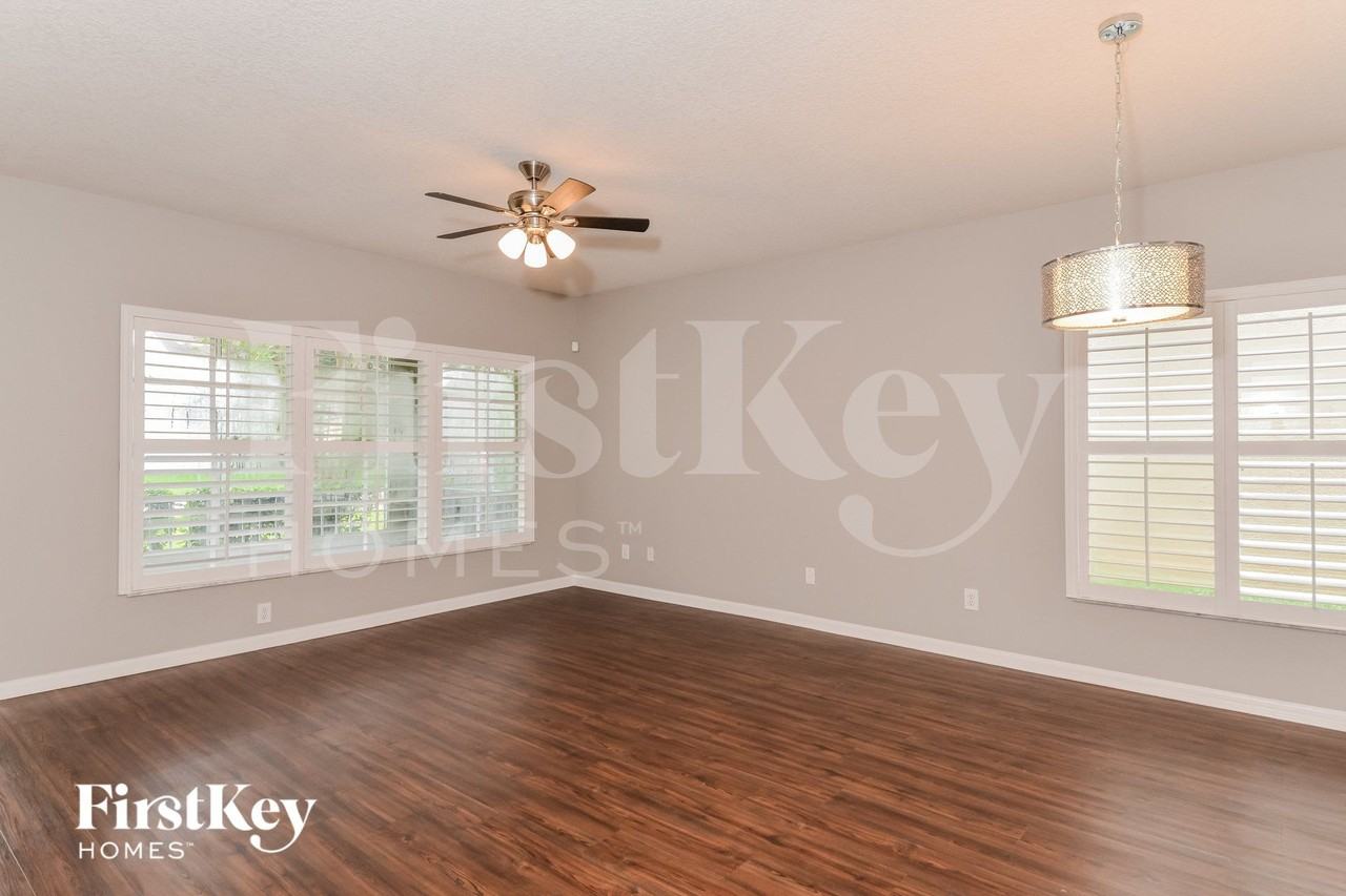 2128 Brandon Park Cir - Photo 3 of 15