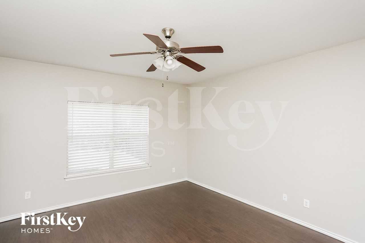 6208 Charisma Ct - Photo 7 of 15