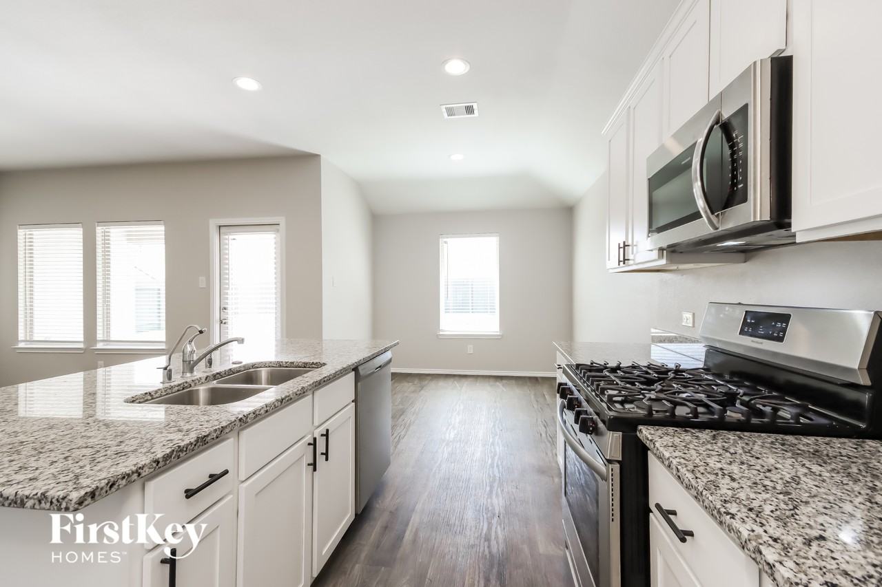 18286 Eaton Mill Dr - Photo 6 of 15