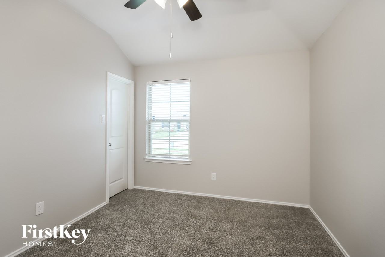 18286 Eaton Mill Dr - Photo 7 of 15