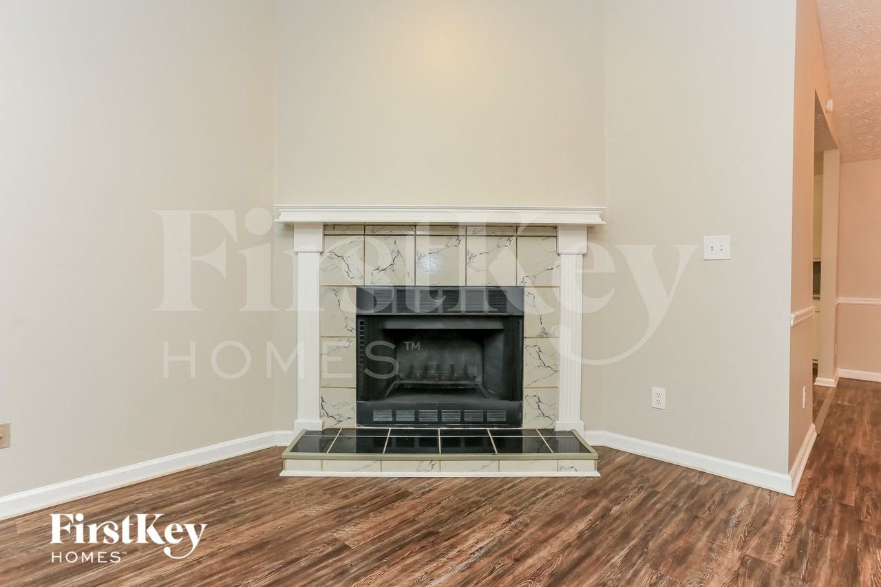 1999 Bullock Trl - Photo 3 of 15