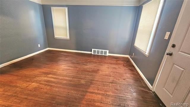 3315 Williams St - Photo 2 of 8