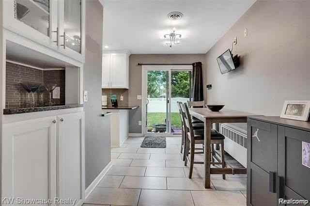 1304 Grove Ave - Photo 7 of 26