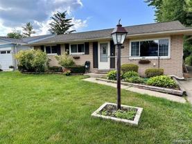 39752 Edmundton Dr - Photo 1 of 1