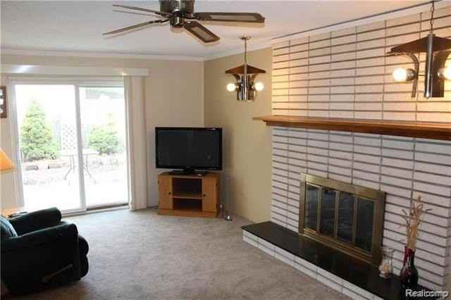 39752 Edmundton Dr - Photo 4 of 8