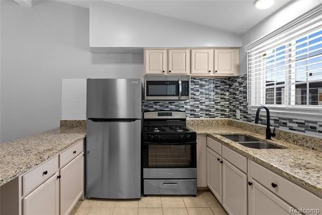 1810 E 11 Mile Rd - Photo 6 of 14