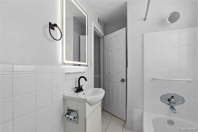 1810 E 11 Mile Rd - Photo 6 of 8