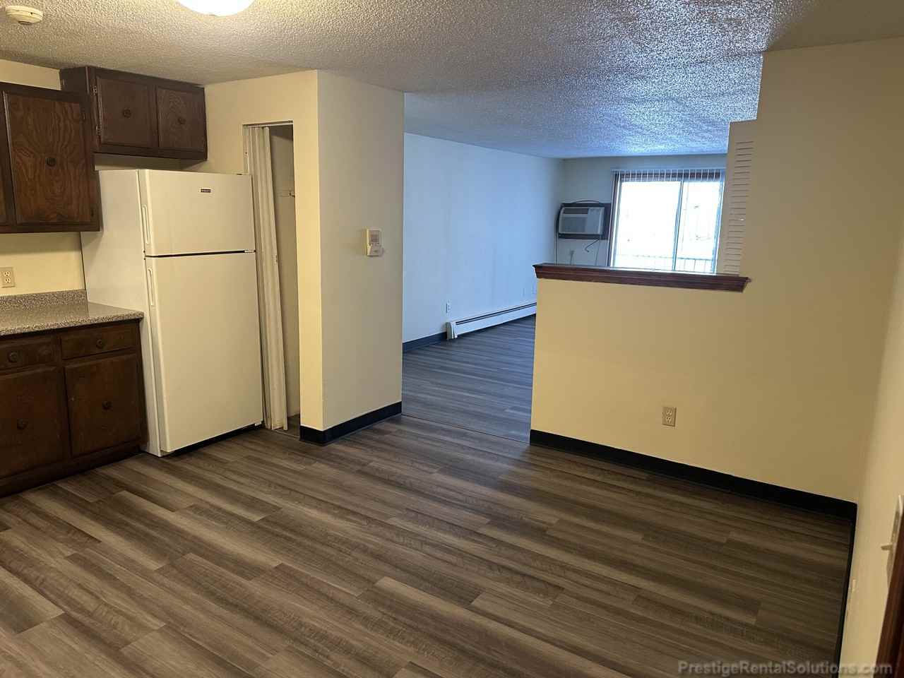 Manchester St #7 - Photo 2 of 15