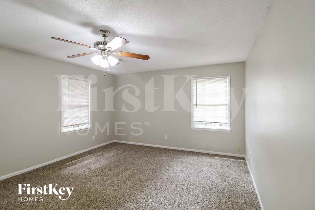 4618 Forest Pl - Photo 7 of 16