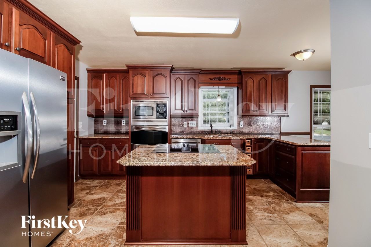 6706 River Hills Dr - Photo 5 of 18