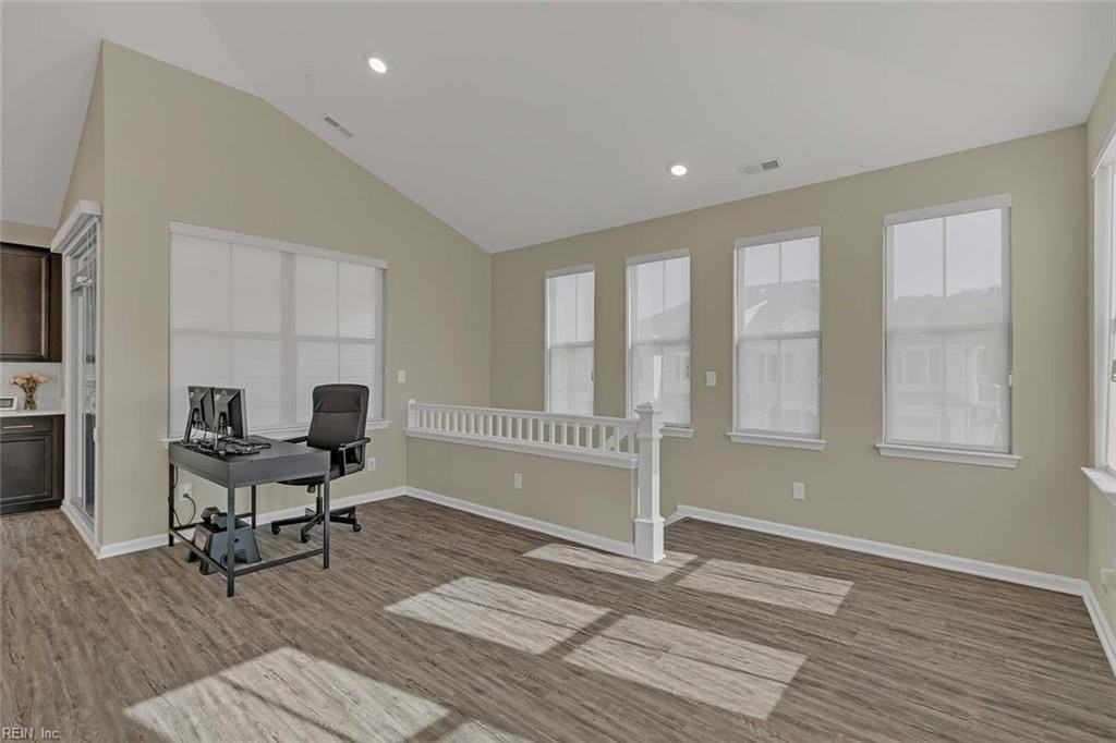 102 Watermark Way - Photo 7 of 30