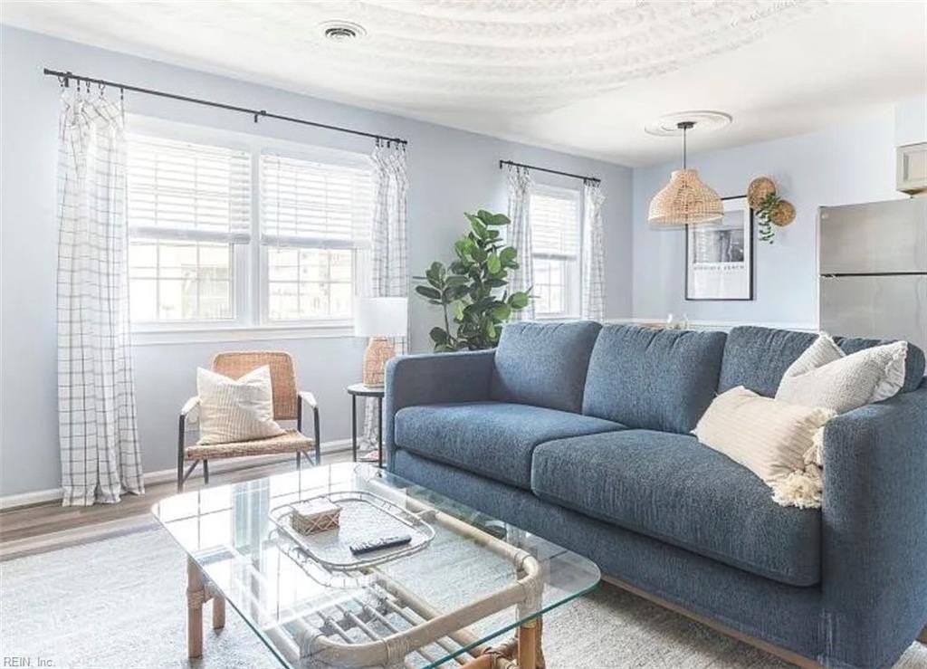 2100 Arctic Ave #14 - Photo 2 of 12