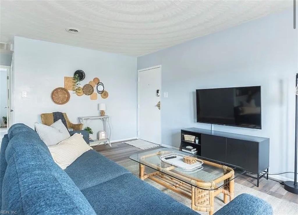 2100 Arctic Ave #14 - Photo 3 of 12