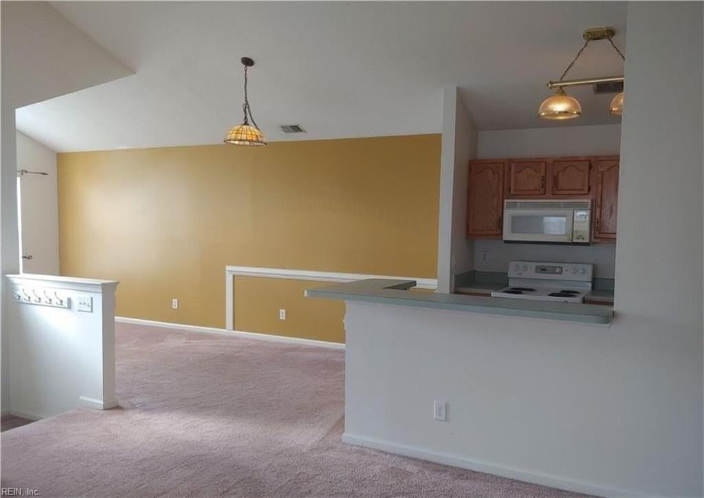 400 Adkins Arch - Photo 3 of 11