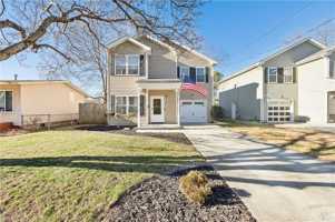 featured image of 2421 Birch St