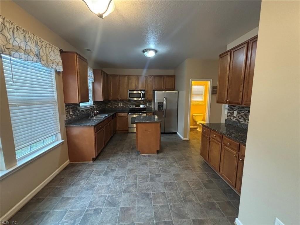 4104 Daggerboard Dr - Photo 5 of 25