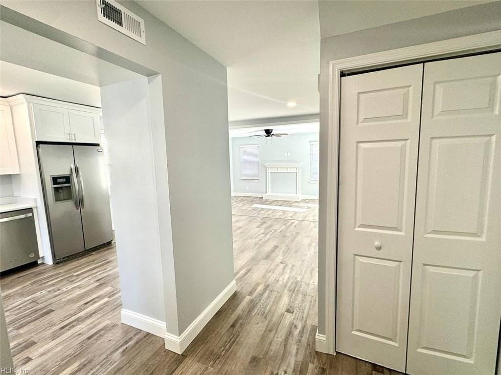 728 Garfield Ave - Photo 3 of 26