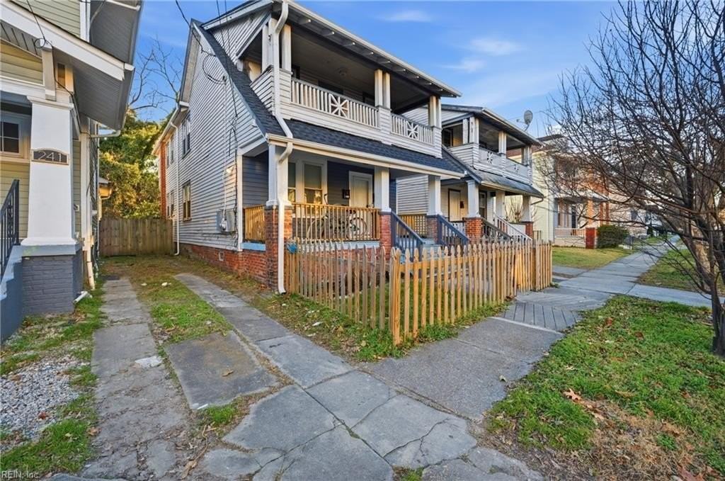 243 W 32nd St #1 - Photo 2 of 29