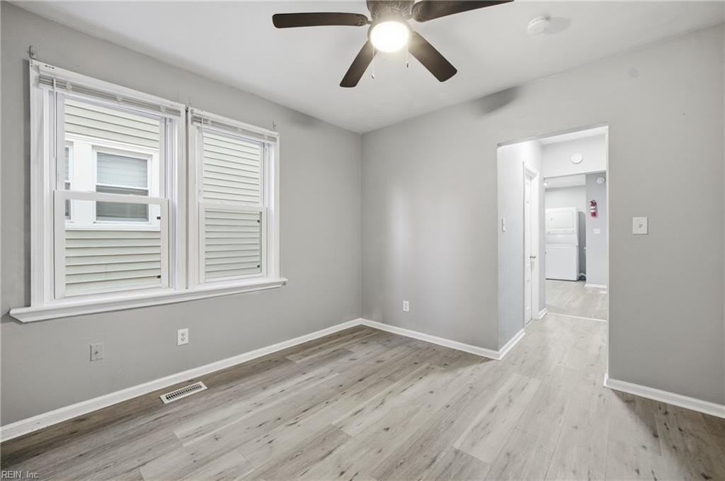 243 W 32nd St #1 - Photo 4 of 29