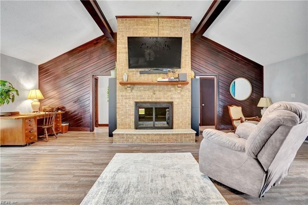 1780 Valhalla Arch - Photo 4 of 34