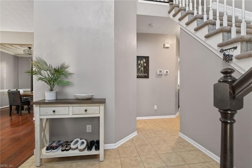 307 Peachwood Ct - Photo 5 of 35