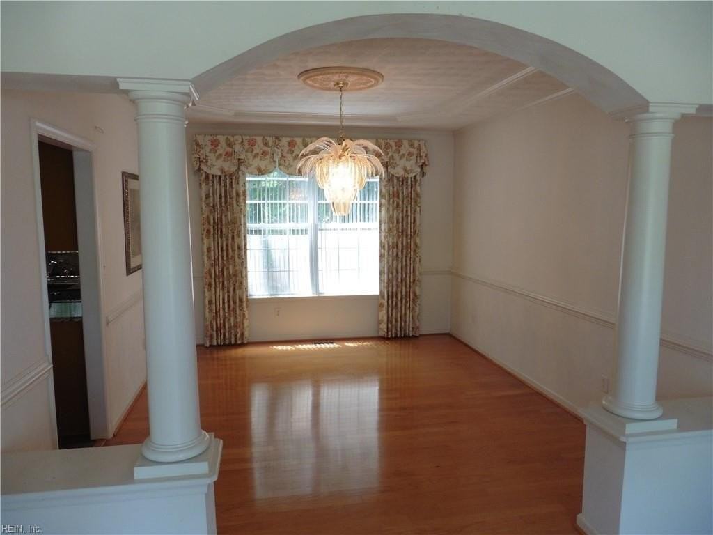 1265 Adair Dr - Photo 4 of 24