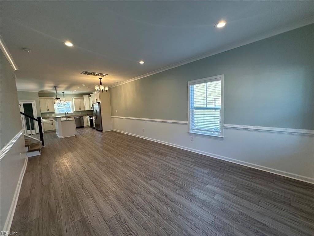 765 Sheppard Ave - Photo 2 of 32