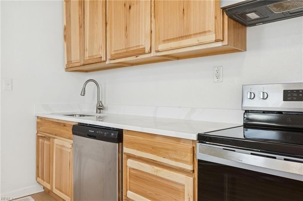 12 Frailey Pl - Photo 4 of 15