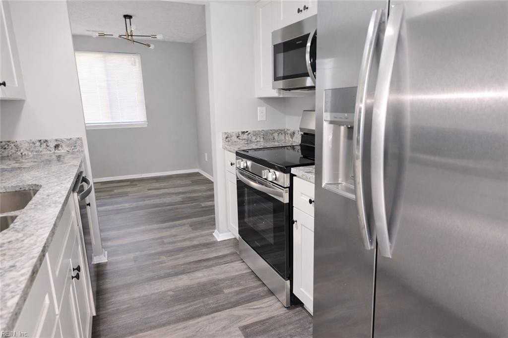 390 Jury Ln #D - Photo 3 of 20