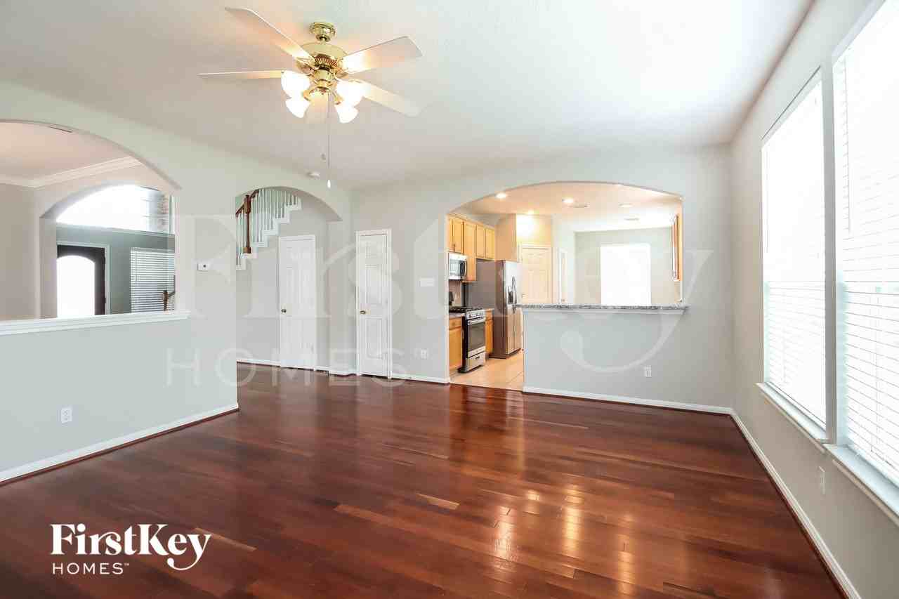 15327 Wild Timber Trl - Photo 3 of 15