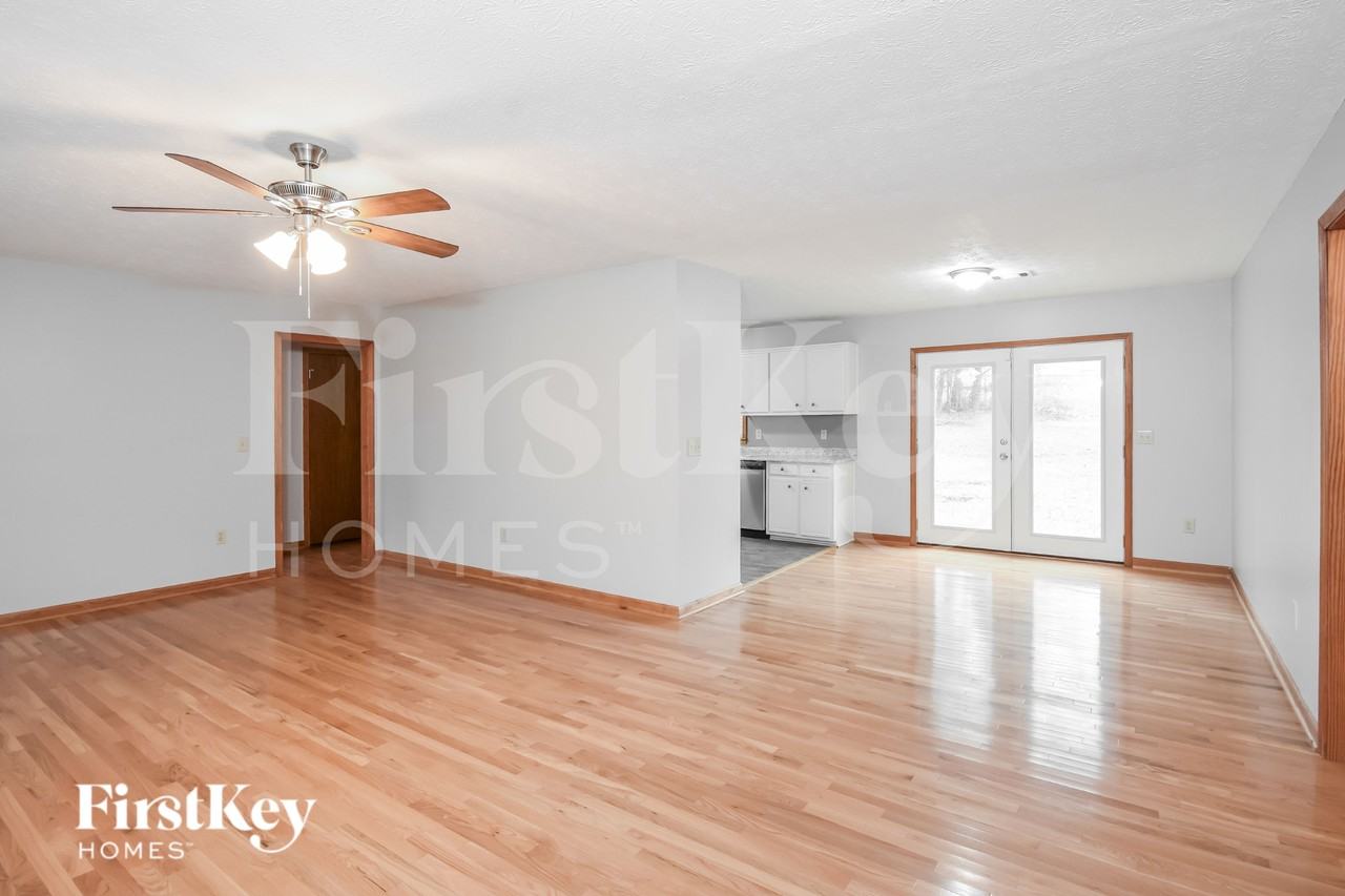 72 Hickory Glen Way - Photo 5 of 19