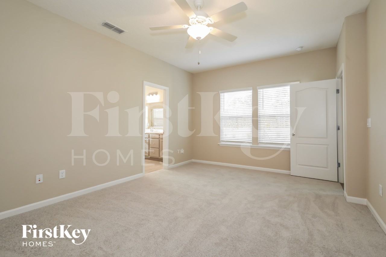 263 Bloomfield Way - Photo 7 of 18