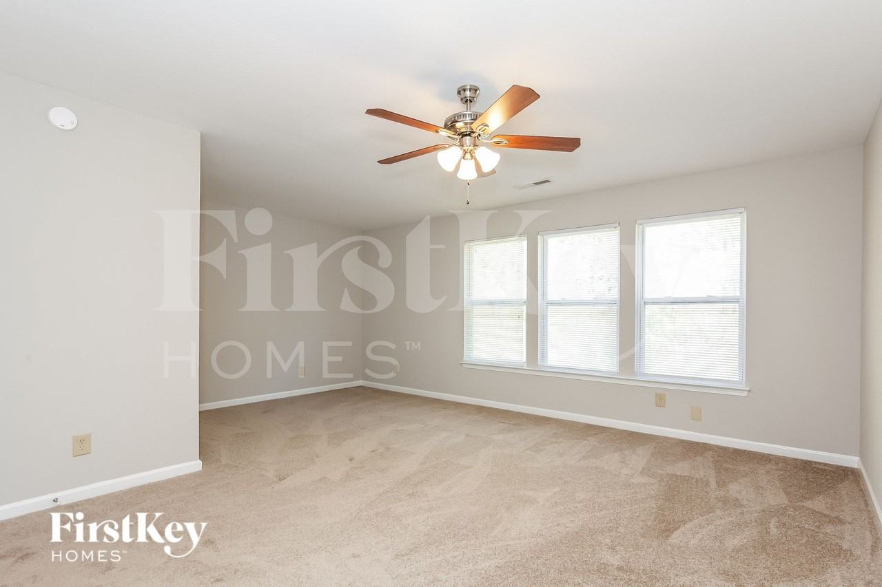 7344 Mitzi Deborah Ln - Photo 7 of 15