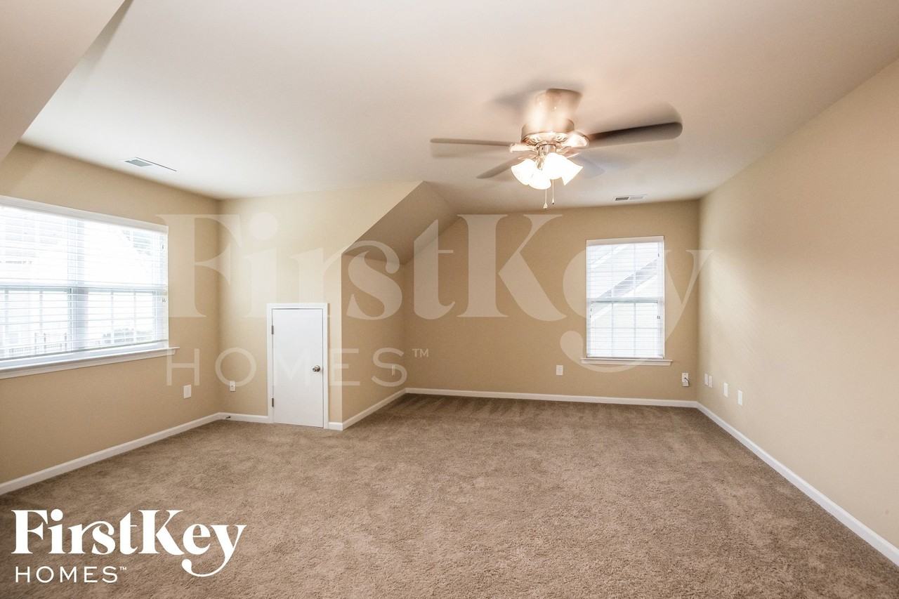 9730 Loughlin Ln - Photo 6 of 15