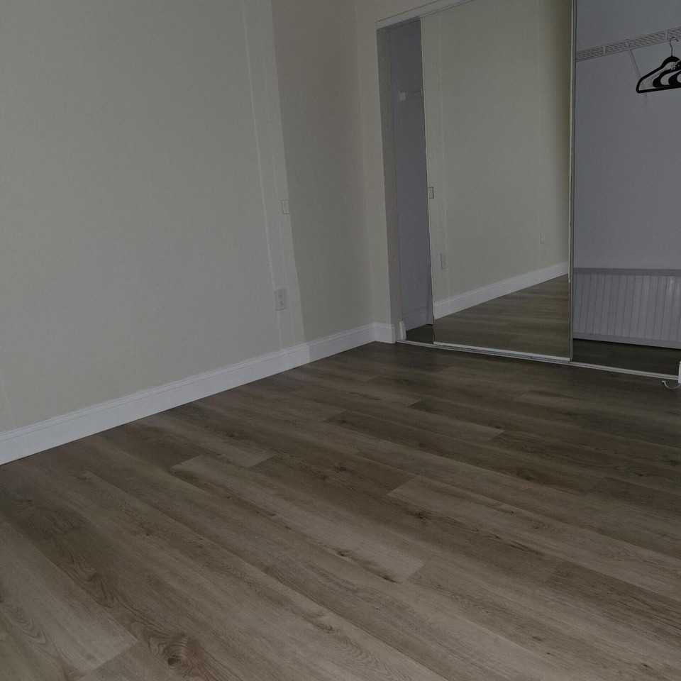 1610 Presidential Way #105 - Photo 5 of 12